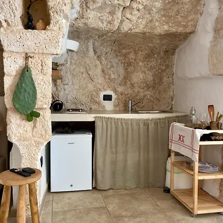 Lamar - A Charming Medieval Grotta Tatil Evi Ostuni
